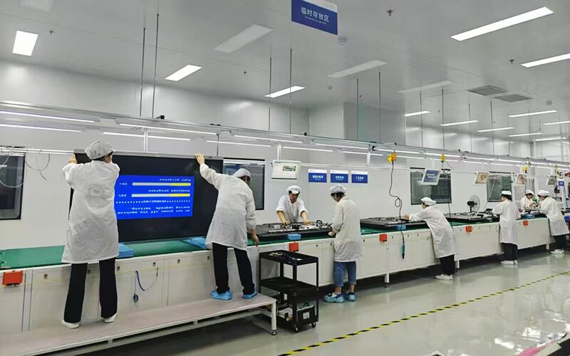 Xinqi Optoelectronic Technology (Hefei) Co., Ltd. manufacturer production line