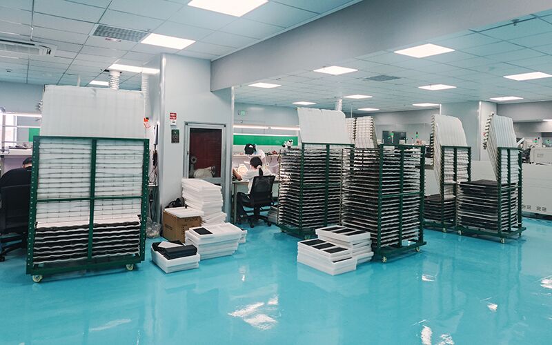 Xinqi Optoelectronic Technology (Hefei) Co., Ltd. manufacturer production line